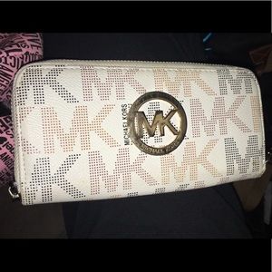 Michael Kors wallet